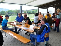 willkommene Gäste, die sich den Magen füllen....