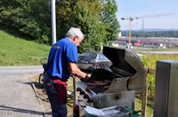 die erste Ladung ist auf dem Grill