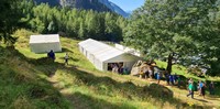 der Blick vom Bödeli auf die Festhütte