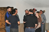 Ostkurve: hier sind die Hausherren und -Damen mit ihren Fans