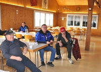 nun schauen die ersten Ankömmlinge auch hier TV